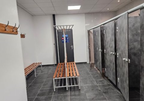 vestiaire salle de sport lorange bleue crepy en valois