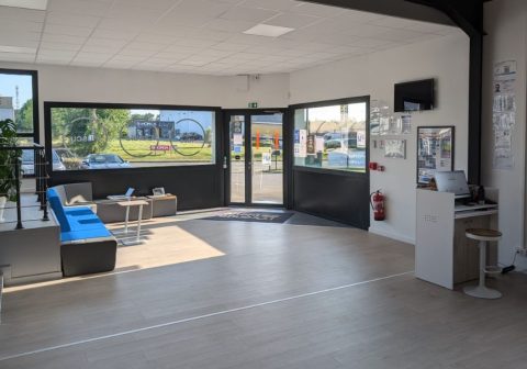 accueil salle de sport lorange bleue saint berthevin