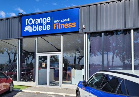 facade salle de sport lorange bleue beziers