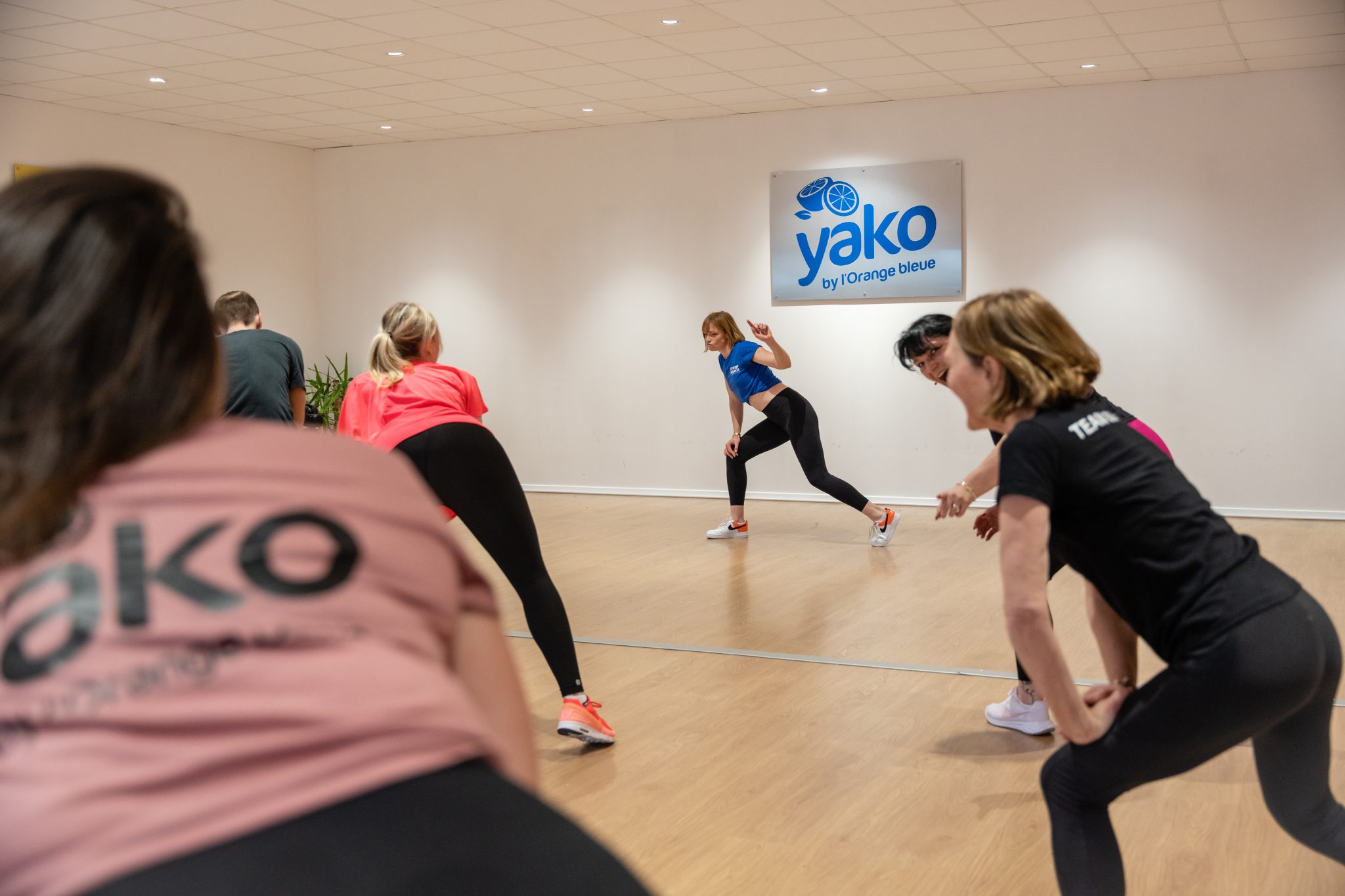 cours de danse yako baila salle de sport lorange bleue